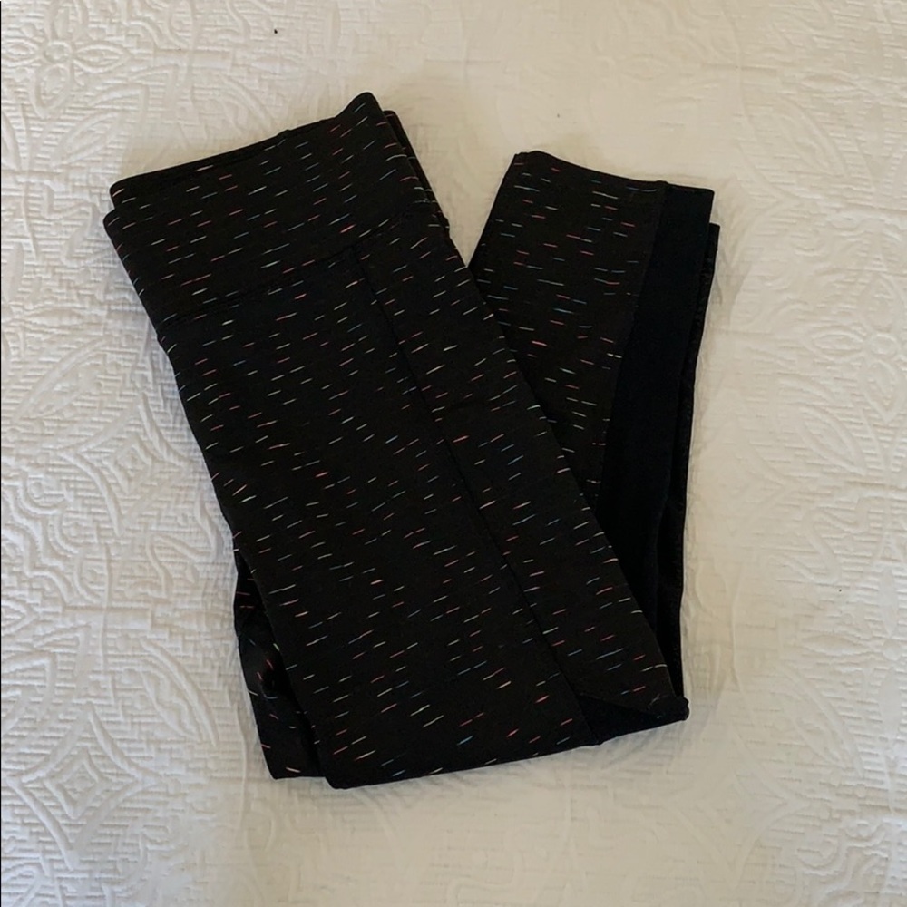 Athletic leggings